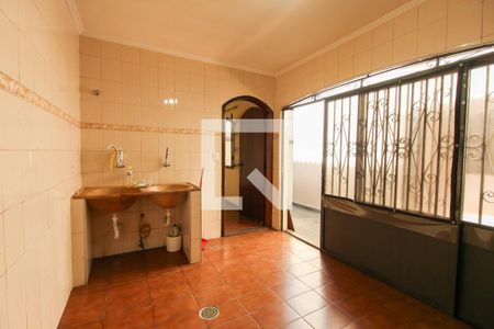 Casa para alugar com 206m², 4 quartos e 5 vagas Casa para alugar com 206m², 4 quartos e 5 vagasÁrea de Serviço