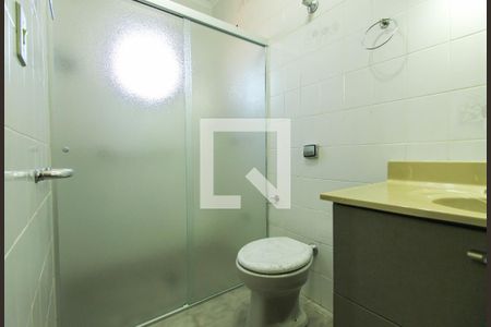Banheiro de casa para alugar com 4 quartos, 206m² em Penha de França, São Paulo