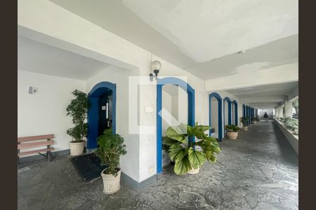 Apartamento à venda com 78m², 2 quartos e 1 vagaPortaria