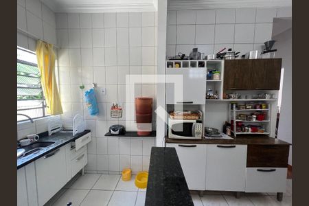 Casa à venda com 380m², 3 quartos e 2 vagasCozinha 