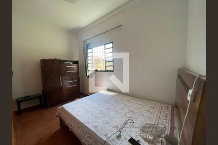 Casa à venda com 380m², 3 quartos e 2 vagasQuarto 3 