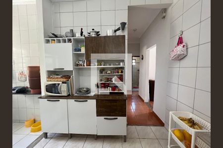 Casa à venda com 380m², 3 quartos e 2 vagasCozinha 