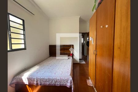 Casa à venda com 380m², 3 quartos e 2 vagasQuarto 3 