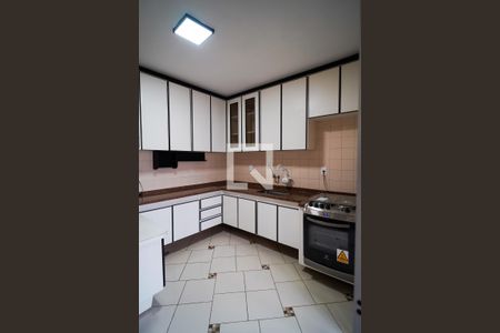 Apartamento para alugar com 98m², 3 quartos e 1 vaga Apartamento para alugar com 98m², 3 quartos e 1 vagaCozinha