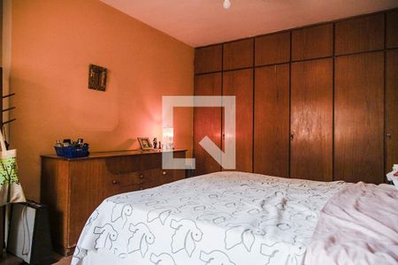 Casa à venda com 230m², 3 quartos e 2 vagasSuíte 1