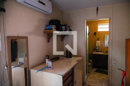 Casa à venda com 230m², 3 quartos e 2 vagasSuíte 1