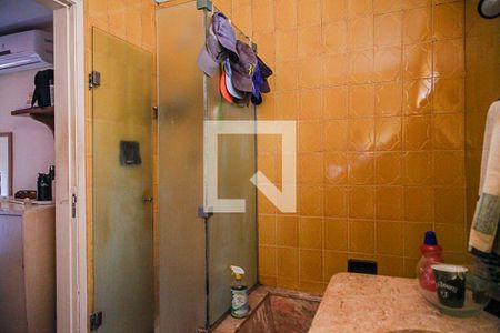 Casa à venda com 230m², 3 quartos e 2 vagasBanheiro da Suíte 1