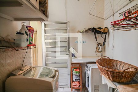 Casa à venda com 230m², 3 quartos e 2 vagasQuarto de Serviço