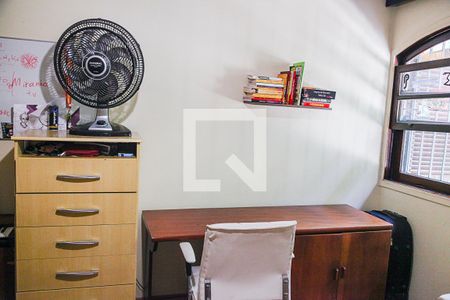 Casa à venda com 230m², 3 quartos e 2 vagasSuíte 3