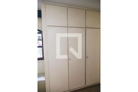 Casa à venda com 230m², 3 quartos e 2 vagasSuíte 3