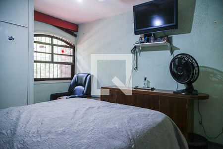 Casa à venda com 230m², 3 quartos e 2 vagasSuíte 2