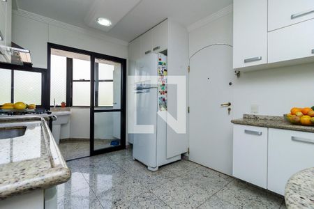 Apartamento à venda com 160m², 3 quartos e 2 vagasCozinha