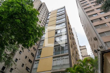 Apartamento para alugar com 220m², 3 quartos e 2 vagasFachada