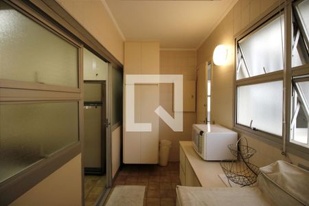 Apartamento para alugar com 150m², 3 quartos e 1 vagaÁrea de Serviço