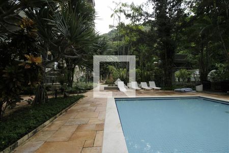 Apartamento para alugar com 150m², 3 quartos e 1 vagaÁrea comum - Piscina