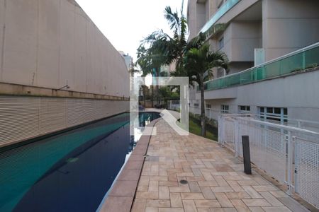 Apartamento para alugar com 75m², 1 quarto e 1 vaga Apartamento para alugar com 75m², 1 quarto e 1 vagaÁrea comum - Piscina