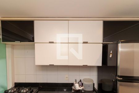 Apartamento para alugar com 75m², 1 quarto e 1 vaga Apartamento para alugar com 75m², 1 quarto e 1 vagaCozinha - Armários