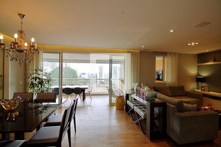 Sala de apartamento à venda com 3 quartos, 141m² em Jardim Monte Kemel, São Paulo