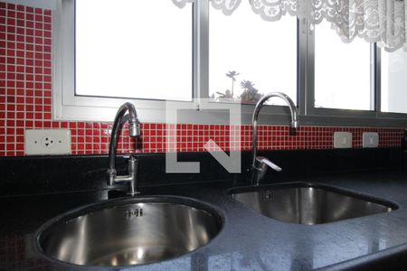 Casa para alugar com 320m², 3 quartos e 3 vagasCozinha