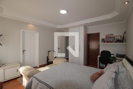 Casa para alugar com 320m², 3 quartos e 3 vagasQuarto 2 - Suíte
