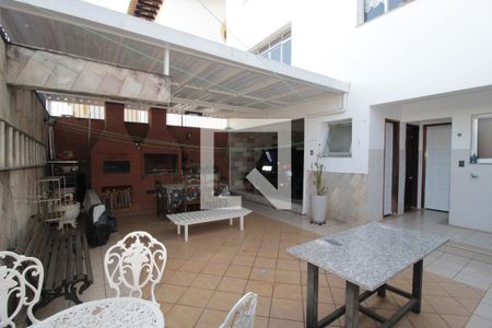 Casa para alugar com 320m², 3 quartos e 3 vagasÁrea gourmet