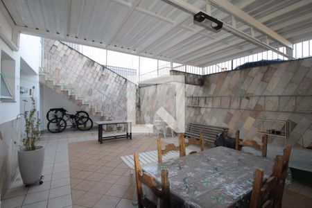 Casa para alugar com 320m², 3 quartos e 3 vagasÁrea gourmet