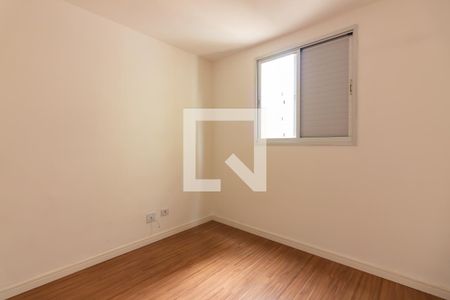 Apartamento à venda com 87m², 3 quartos e 1 vagaQuarto 2