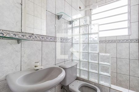 Banheiro de apartamento para alugar com 1 quarto, 52m² em Farroupilha, Porto Alegre