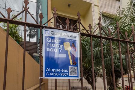 Placa de apartamento para alugar com 1 quarto, 52m² em Farroupilha, Porto Alegre