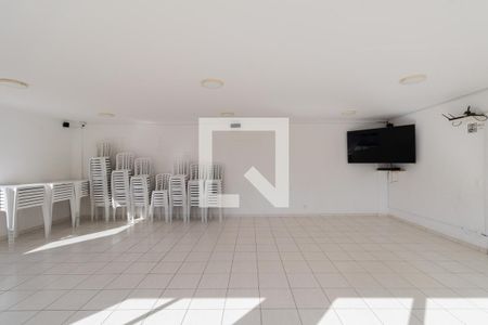 Apartamento para alugar com 47m², 2 quartos e 1 vagaÁrea Comum - Salão de Festas