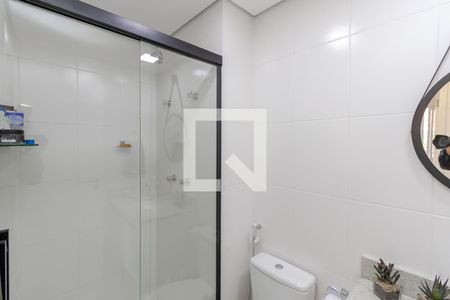 Apartamento à venda com 81m², 2 quartos e 2 vagas Apartamento à venda com 81m², 2 quartos e 2 vagasBanheiro
