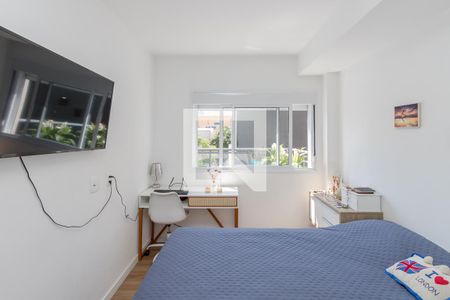 Apartamento à venda com 81m², 2 quartos e 2 vagas Apartamento à venda com 81m², 2 quartos e 2 vagasSuíte