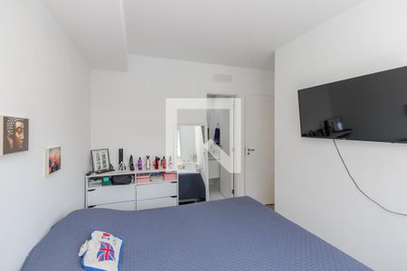 Apartamento à venda com 81m², 2 quartos e 2 vagas Apartamento à venda com 81m², 2 quartos e 2 vagasSuíte