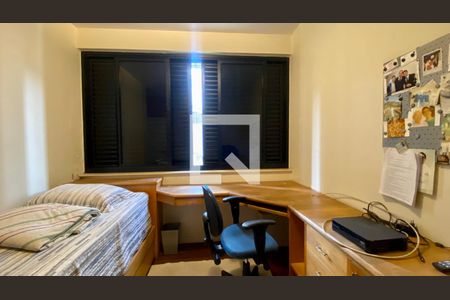 Apartamento à venda com 139m², 4 quartos e 3 vagasQuarto 1