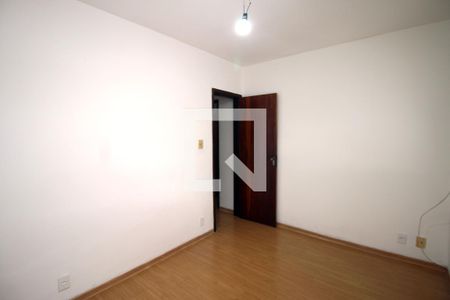 Quarto 2 de apartamento para alugar com 2 quartos, 63m² em Vaz Lobo, Rio de Janeiro