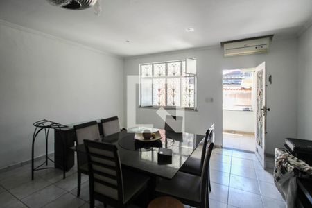 Sala de casa para alugar com 3 quartos, 300m² em Olinda, Nilópolis