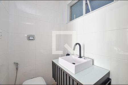 Apartamento à venda com 76m², 2 quartos e 1 vaga Apartamento à venda com 76m², 2 quartos e 1 vagaBanheiro da Suíte