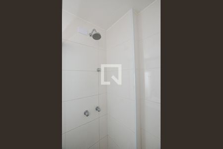 Apartamento à venda com 76m², 2 quartos e 1 vaga Apartamento à venda com 76m², 2 quartos e 1 vagaBanheiro da Suíte