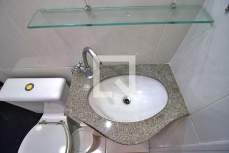 Apartamento para alugar com 60m², 3 quartos e 1 vaga Apartamento para alugar com 60m², 3 quartos e 1 vagaBanheiro