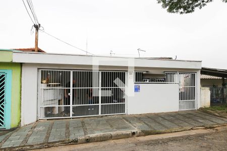Casa à venda com 405m², 2 quartos e 2 vagasFachada