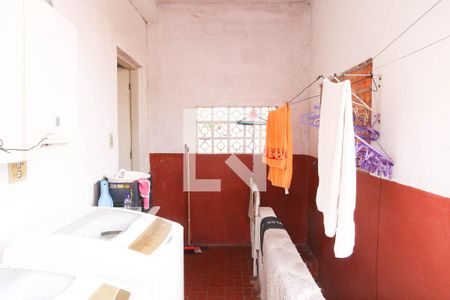 Casa à venda com 405m², 2 quartos e 2 vagasÁrea de Serviço