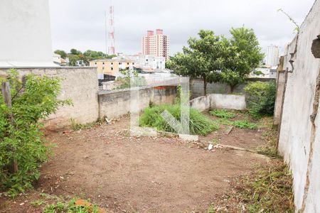 Casa à venda com 405m², 2 quartos e 2 vagasQuintal