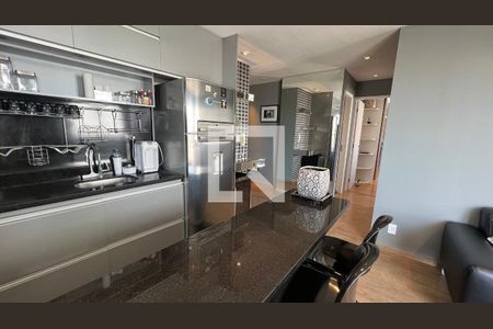 Sala  de apartamento à venda com 2 quartos, 60m² em Pinheiros, São Paulo