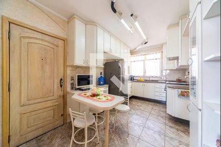 Apartamento à venda com 160m², 3 quartos e 2 vagasCozinha