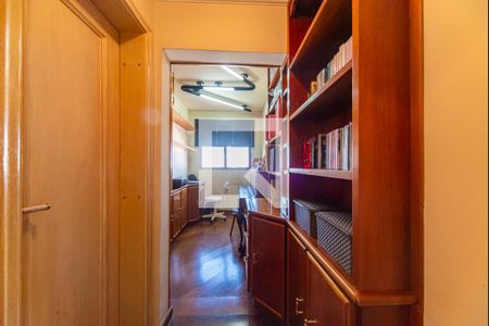 Apartamento à venda com 160m², 3 quartos e 2 vagasEscritório