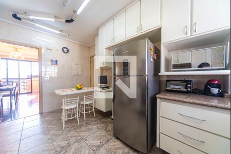 Apartamento à venda com 160m², 3 quartos e 2 vagasCozinha