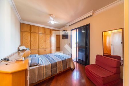 Apartamento à venda com 160m², 3 quartos e 2 vagasSuíte