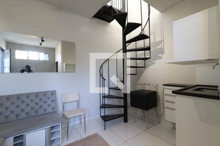 Sala/Cozinha de kitnet/studio para alugar com 1 quarto, 40m² em Marta Helena, Uberlândia