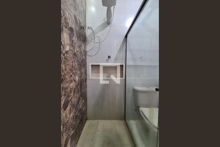 Apartamento para alugar com 70m², 2 quartos e sem vagaBanheiro