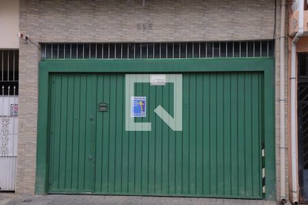 Casa para alugar com 380m², 3 quartos e 2 vagasFachada